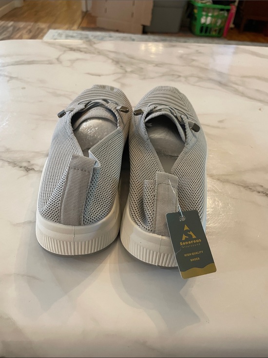 Sonorous Shoes - Sonorous shoes